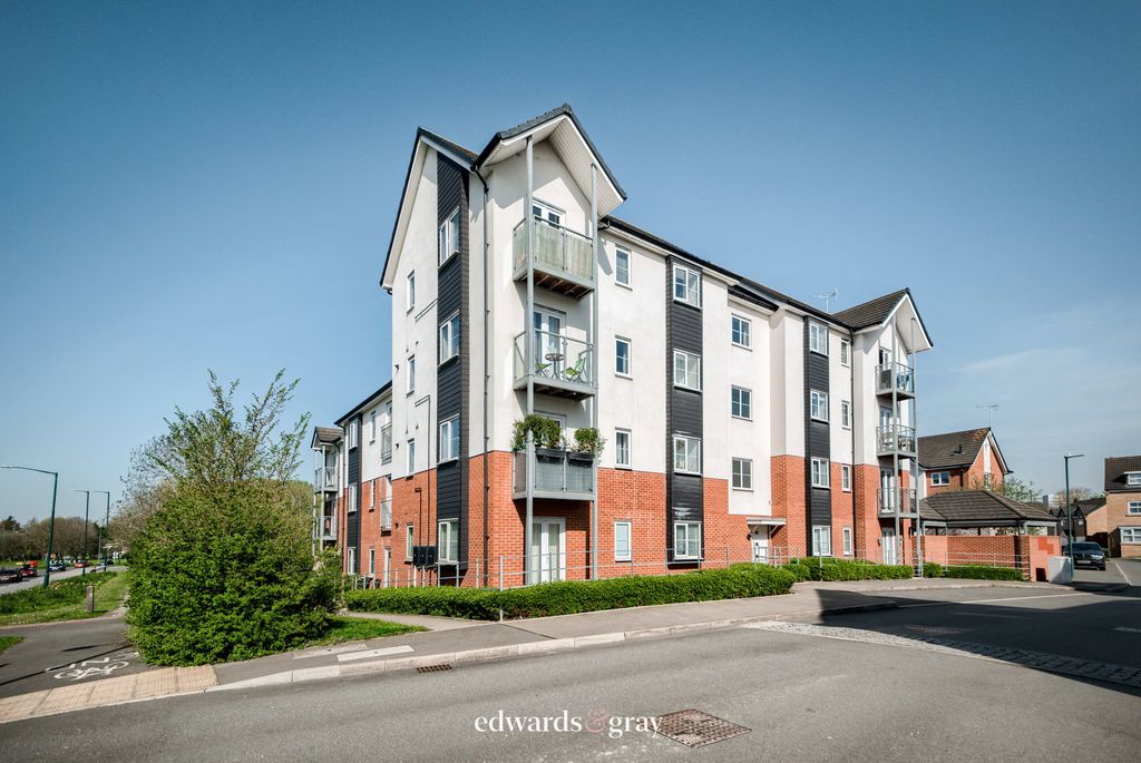 Property photo 1 of 15