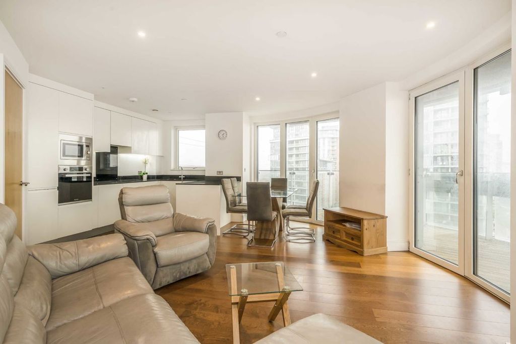 Property photo 3 of 9