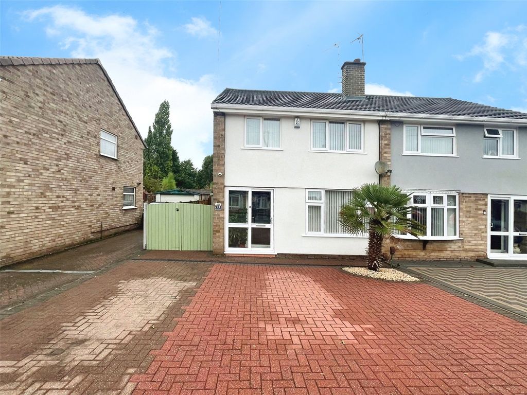 Property photo 1 of 19 Front No. 01