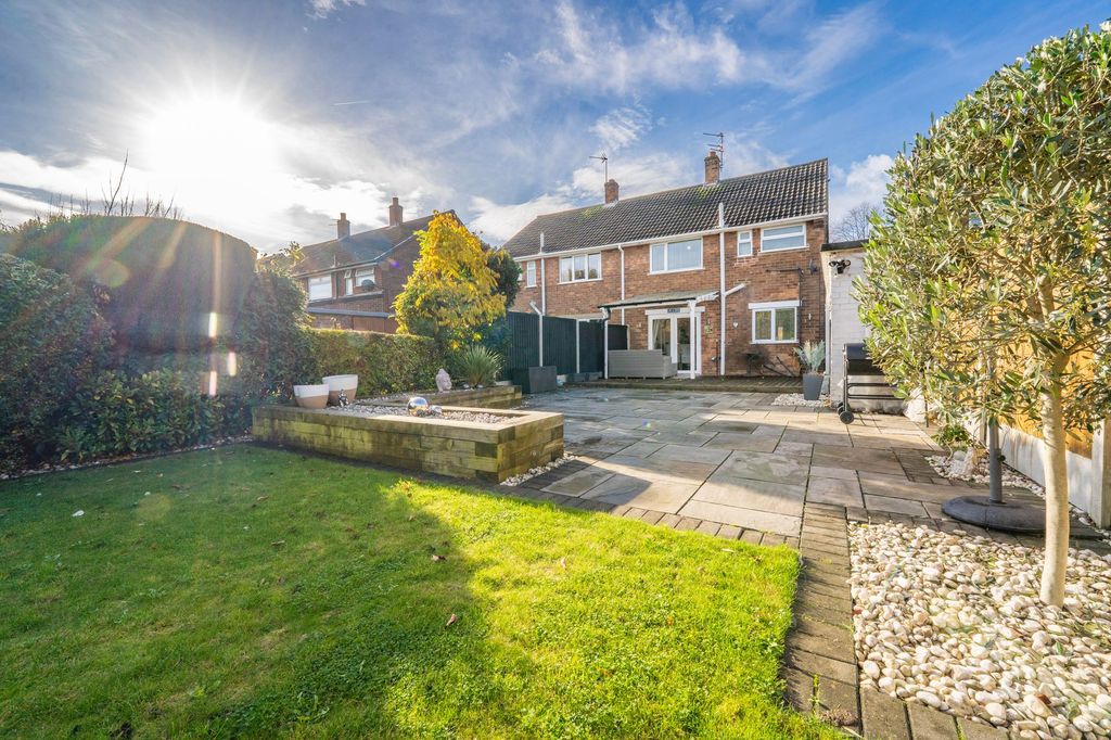 Property photo 3 of 20