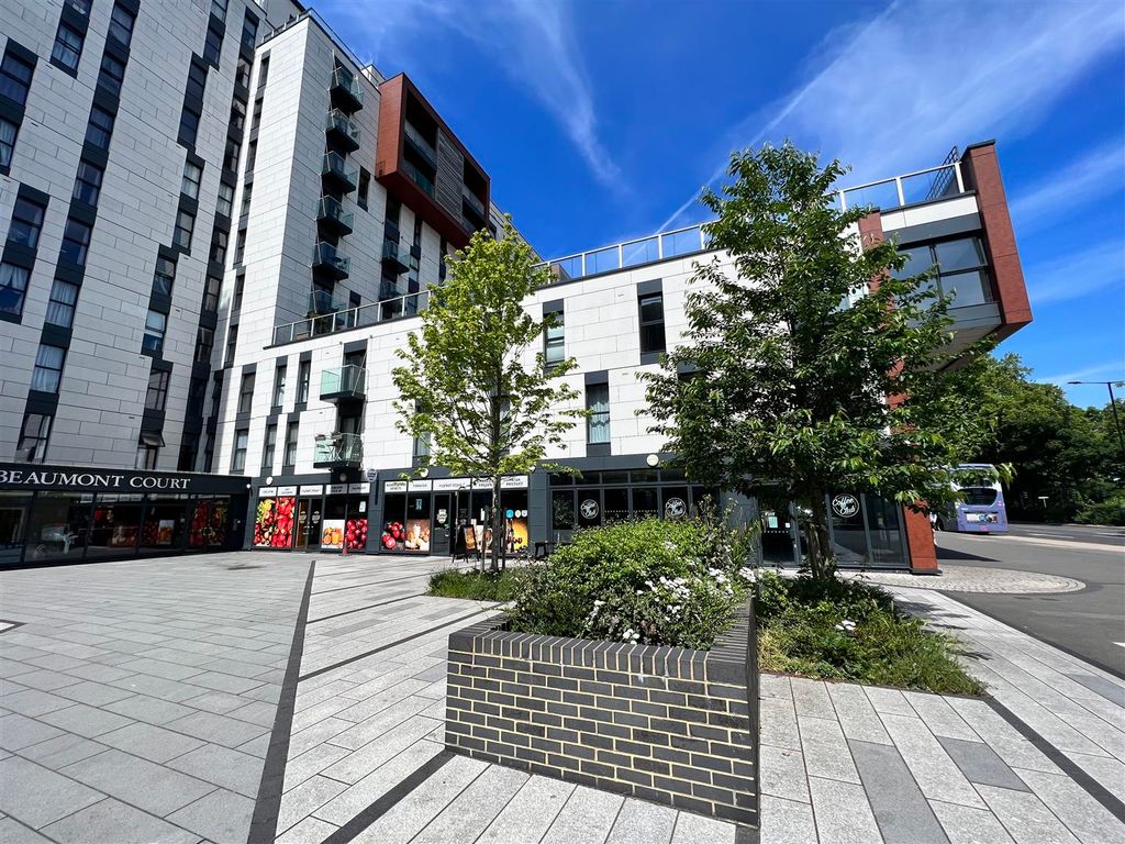 Property photo 1 of 17 Image