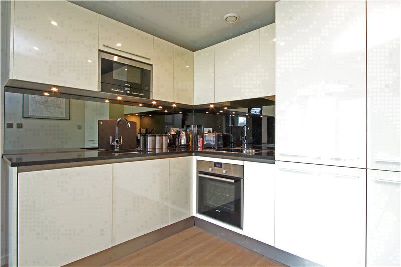 Property photo 2 of 8 Kitchen