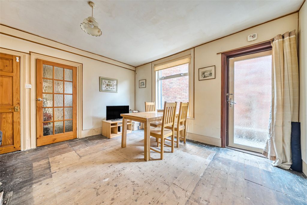 Property photo 3 of 15 Picture No. 08