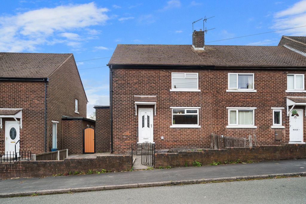 Property photo 2 of 21