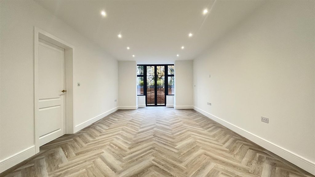 Property photo 3 of 16 Img_E5611.Jpg