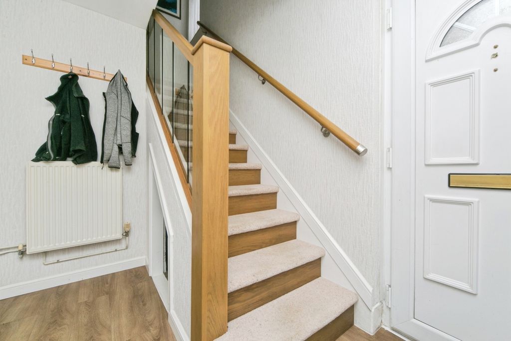 Property photo 2 of 20 Pbox-Img.Jpg