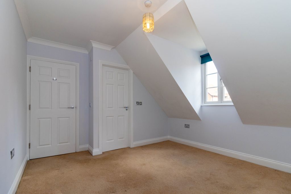 Property photo 3 of 15 Img_8892