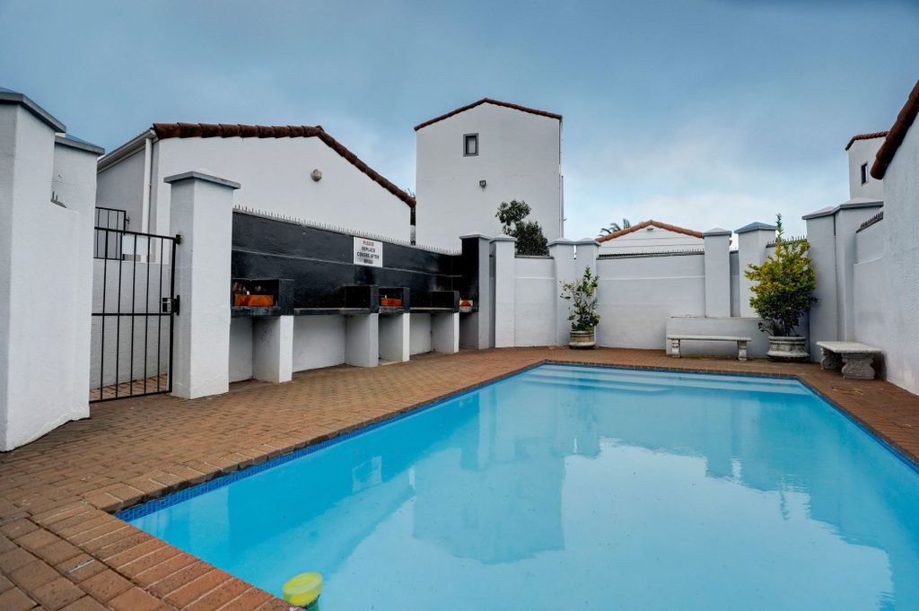 Property photo 2 of 26 Dbv1713852