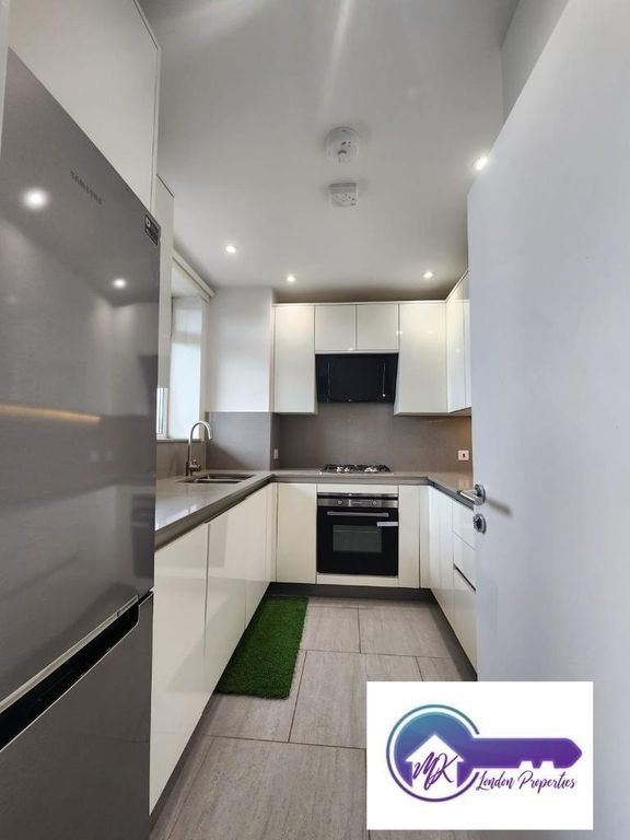 Property photo 3 of 19 Photo 3