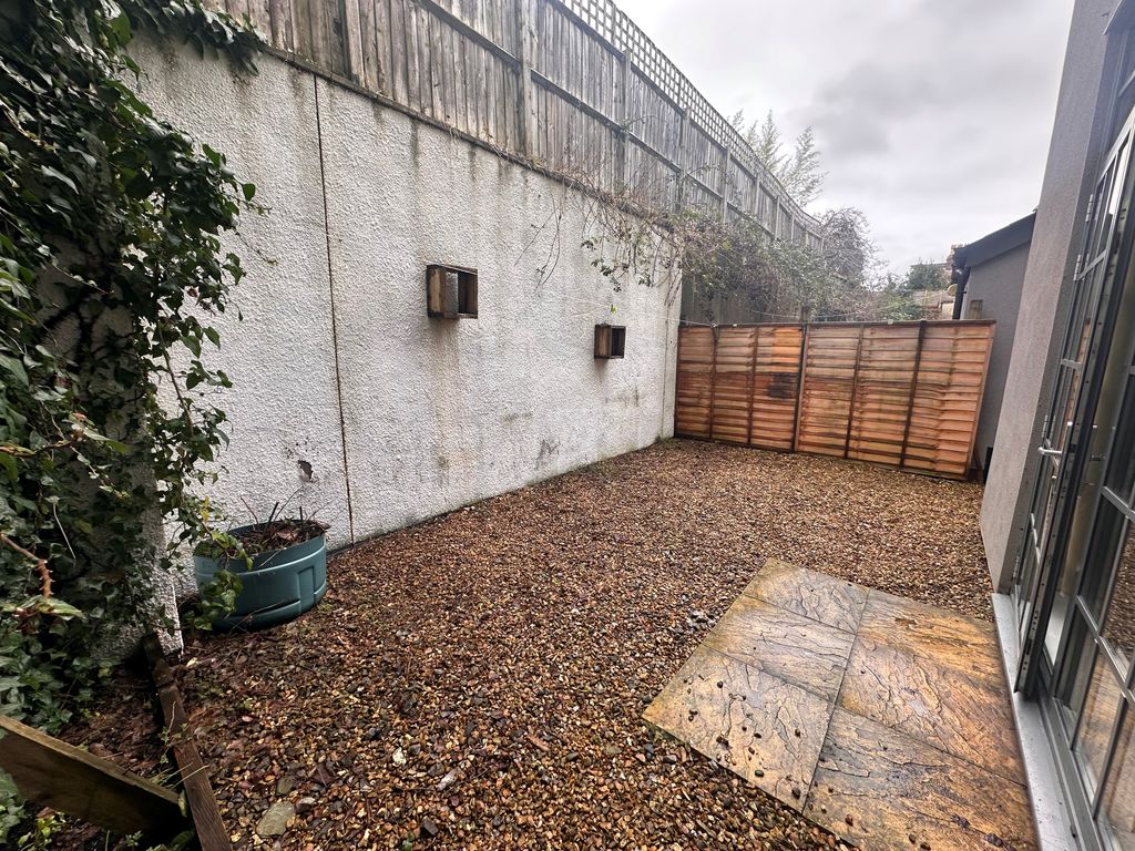 Property photo 2 of 15 Garden