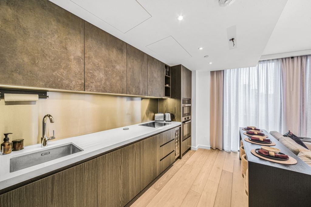 Property photo 2 of 13 Dsc_2231_High