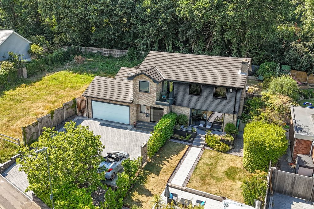 Property photo 1 of 47