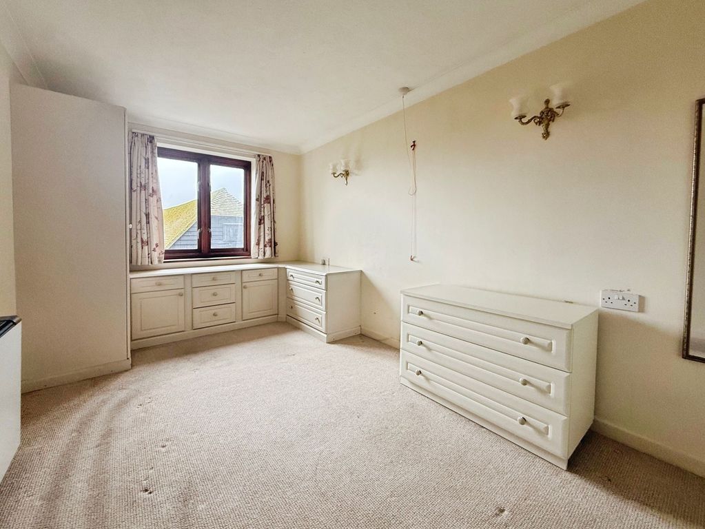 Property photo 3 of 12 Bedroom