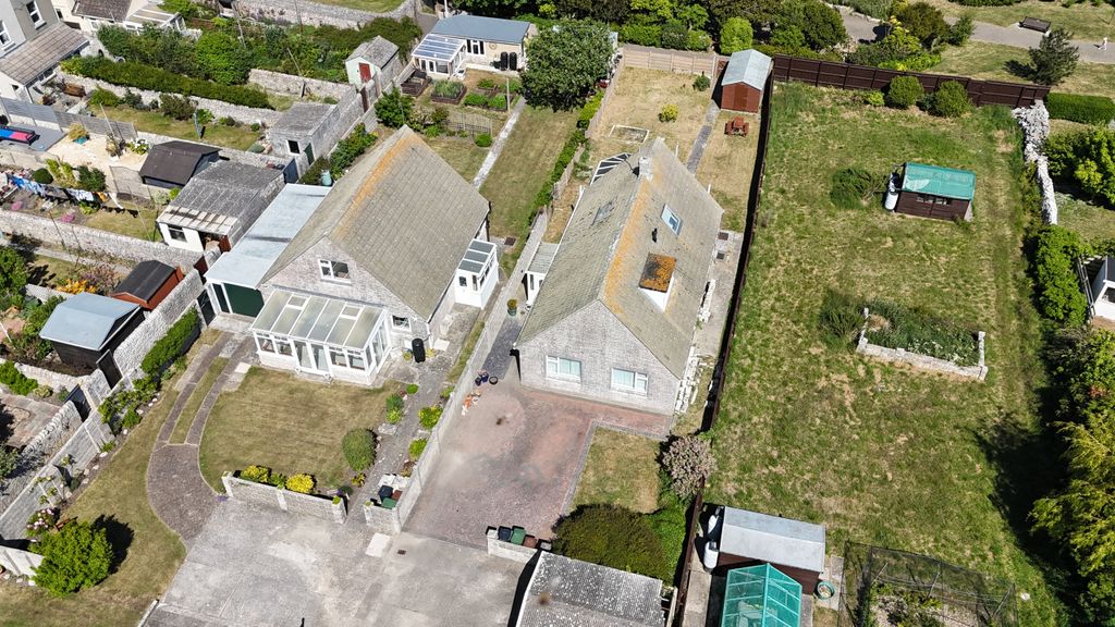 Property photo 1 of 26 Overhead Front