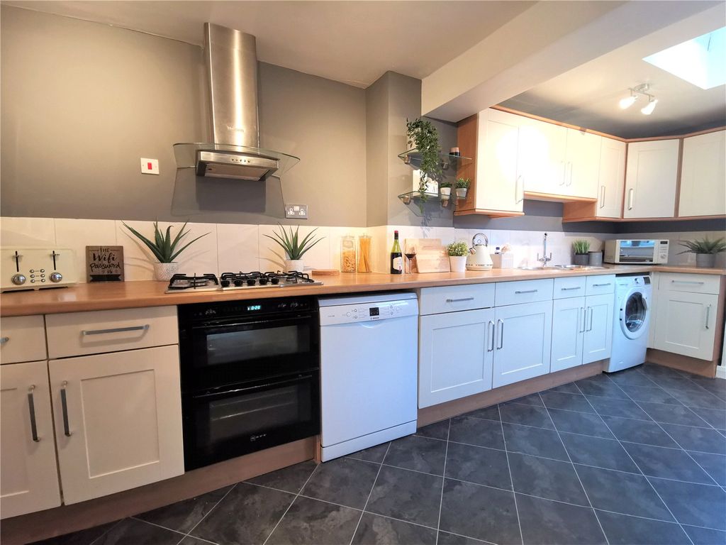 Property photo 2 of 10 Picture No. 07