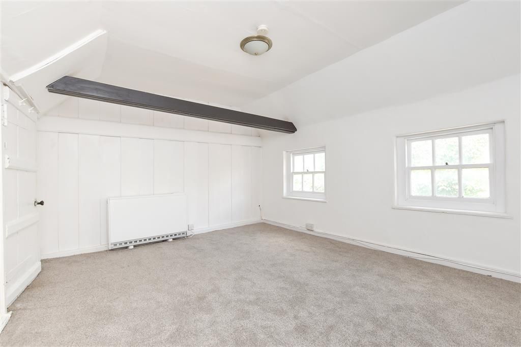 Property photo 1 of 11 Bedroom 3