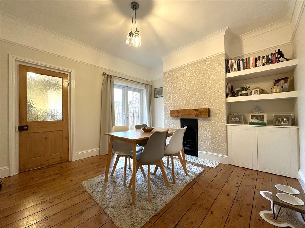 Property photo 2 of 20 Dining Room With French Doors 665