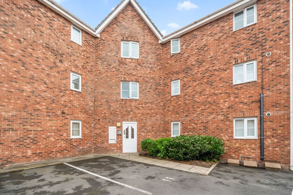 Property photo 1 of 10