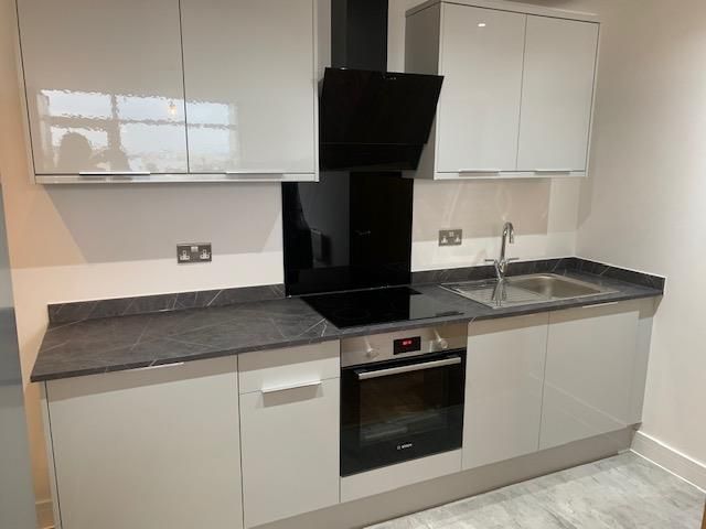 Property photo 2 of 6 Kitchen
