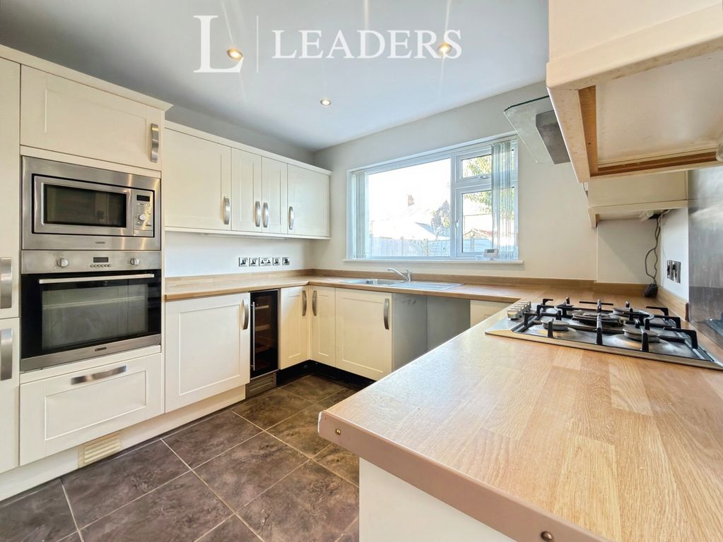 Property photo 3 of 24 Pbox-Img.Jpg