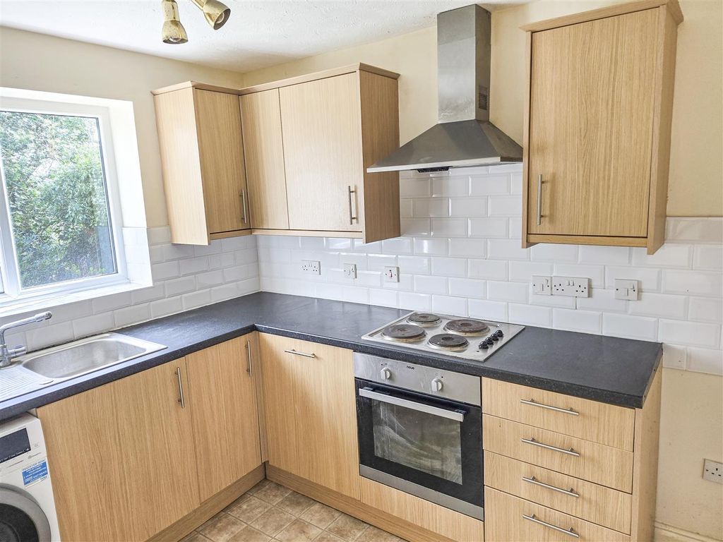 Property photo 3 of 10 1000019444-Dxscin6Attkfvjnl.Xgms2.Jpg