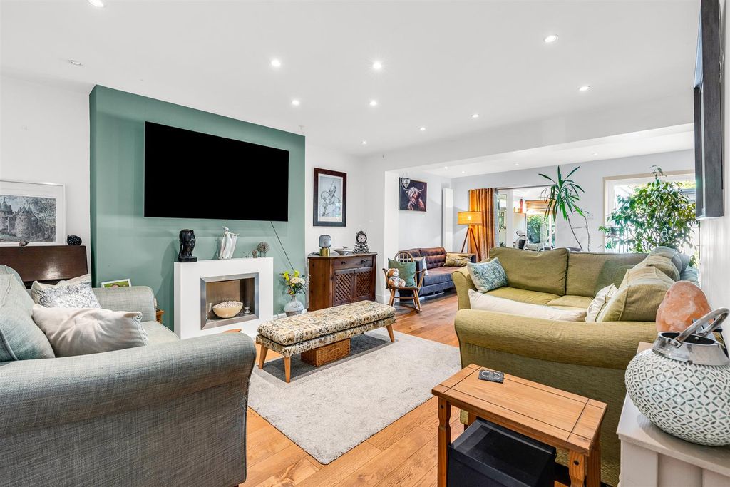 Property photo 2 of 34 Internal-16.Jpg