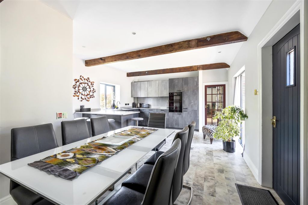 Property photo 3 of 13 Tortington Lane, Brooklands Barn-029.Jpg