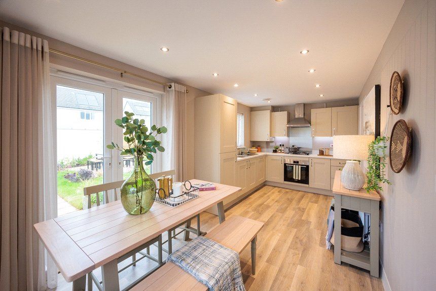 Property photo 2 of 11 Picture No. 15