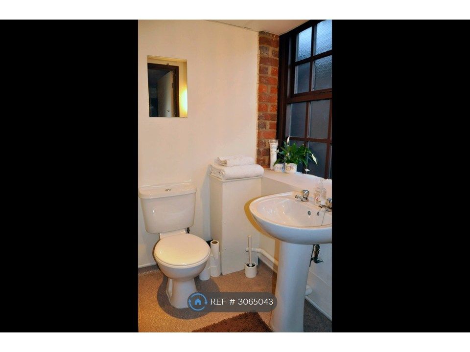 Property photo 1 of 4