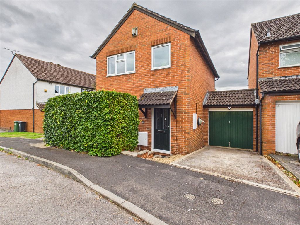 Property photo 1 of 28 Picture No. 35