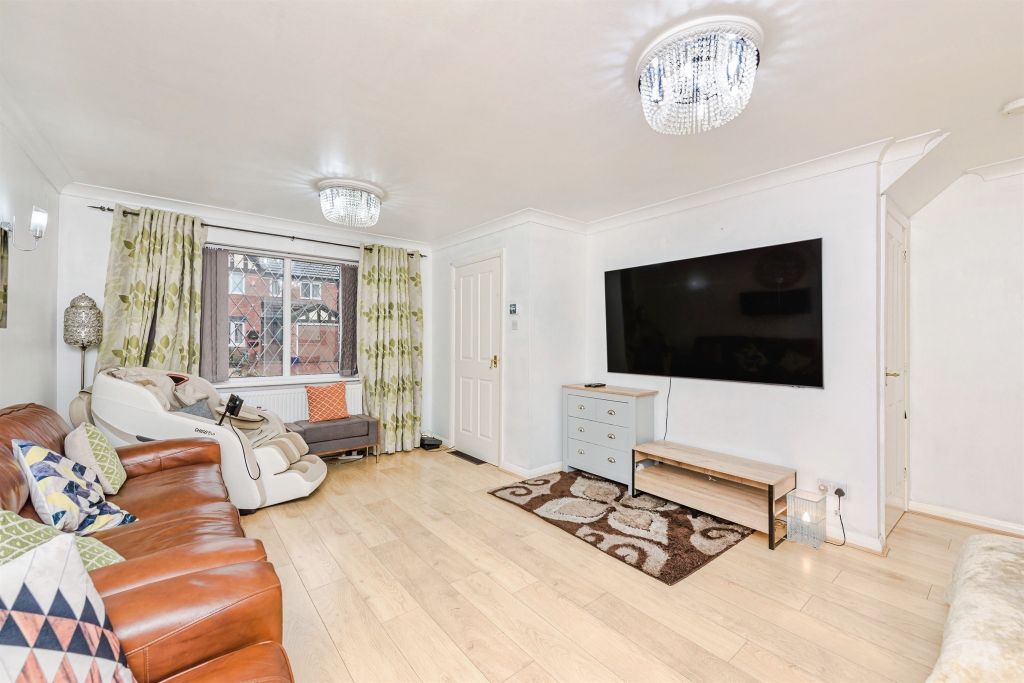 Property photo 3 of 20