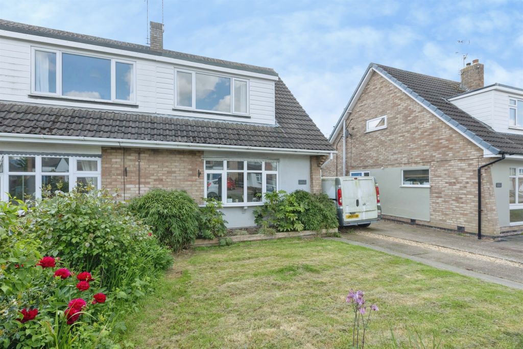 Property photo 2 of 18