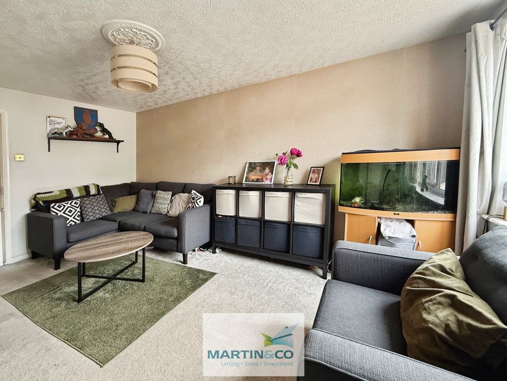 Property photo 2 of 13 0B2A351F--488D-8032-8075Cfefd5Ea-71351-000009C9D72