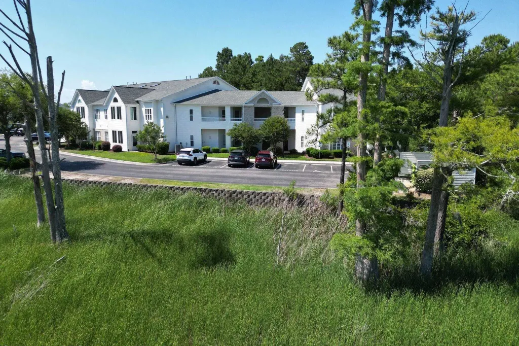 Property photo 1 of 31