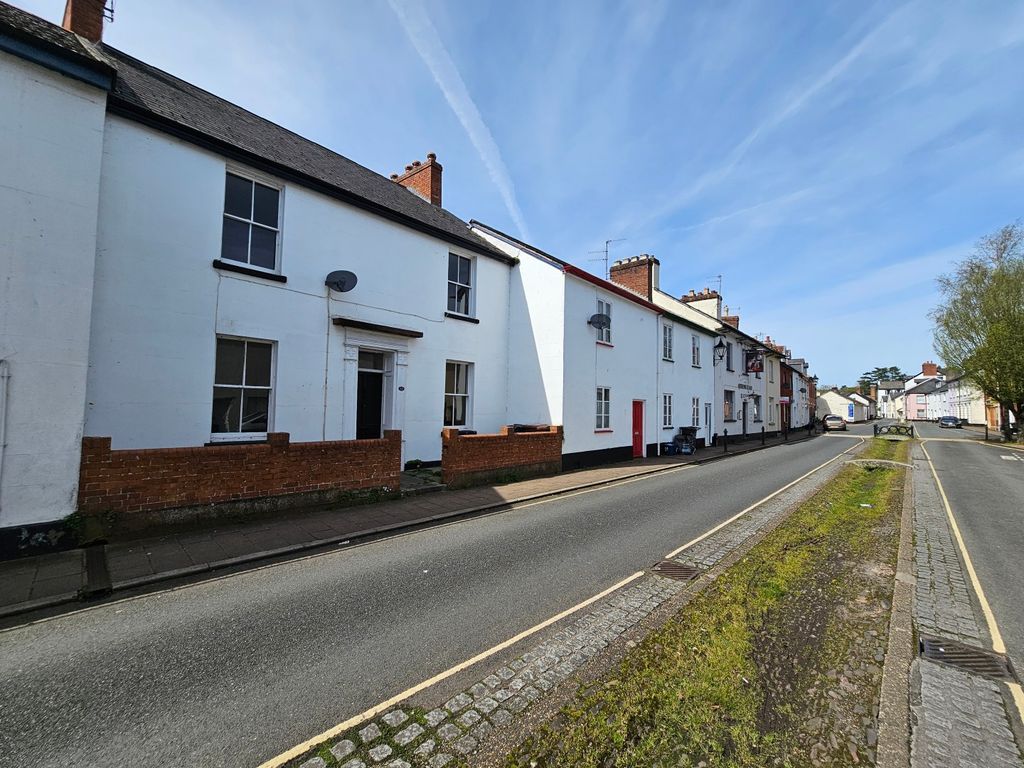 Property photo 1 of 19 Tiverton - Seddons
