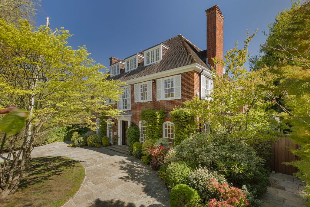 Property photo 1 of 25
