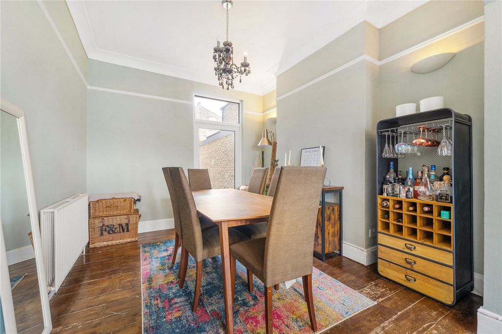 Property photo 2 of 16 Reception