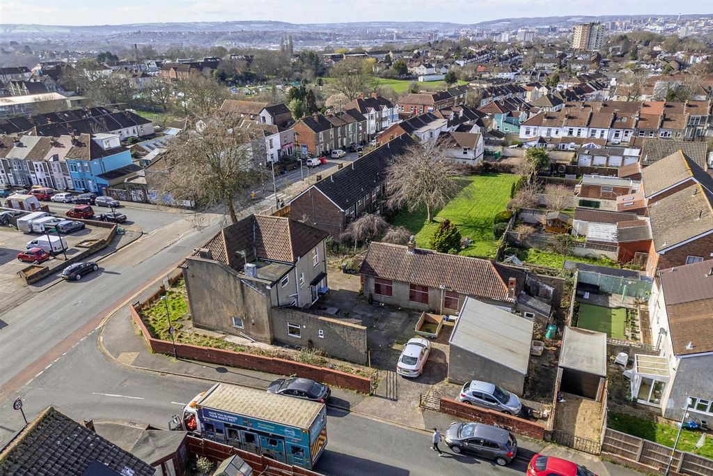 Property photo 3 of 31 149 Bell Hill Road, St George, Bristol Bs5 7Nq | F