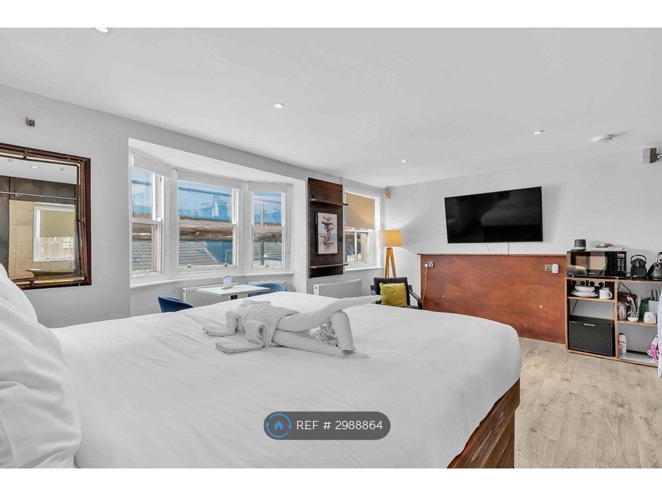 Property photo 1 of 11 Open Plan Living Space