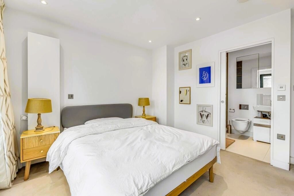 Property photo 2 of 11 Bedroom