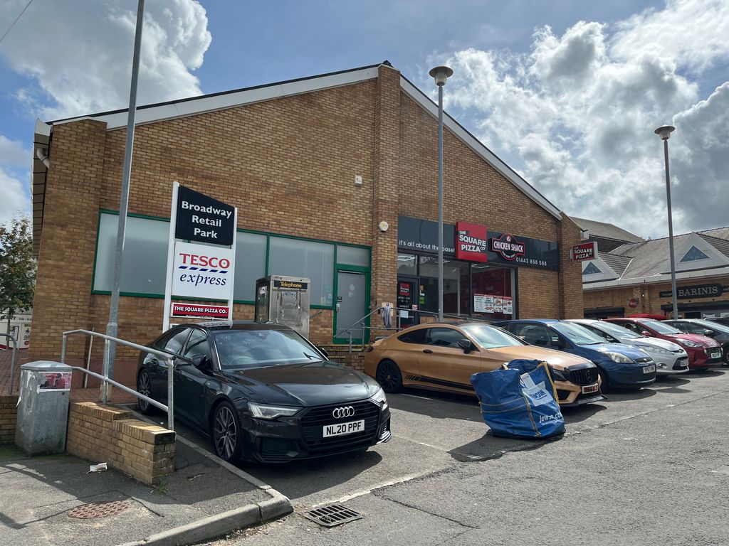 Property photo 3 of 11