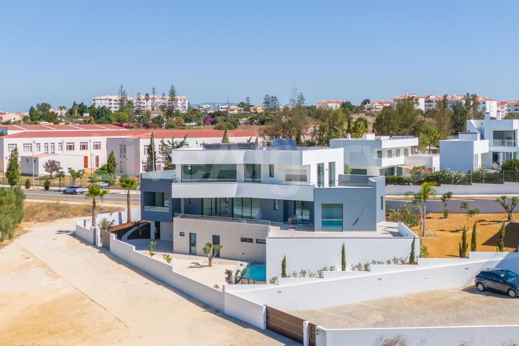 Property photo 1 of 46 Sea View | New State-Of-The-Art High-End Modern T4 Villa At Porto De Mós For Sale - Lagos