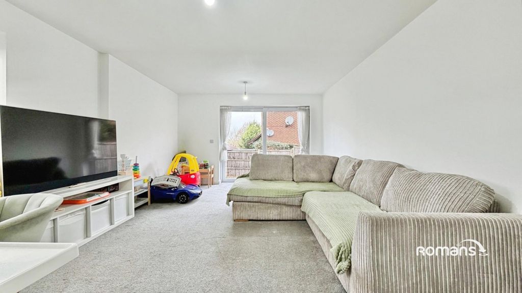 Property photo 3 of 11 Picture No. 04