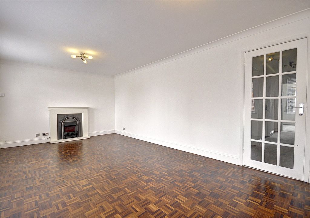 Property photo 2 of 12 Picture No. 22