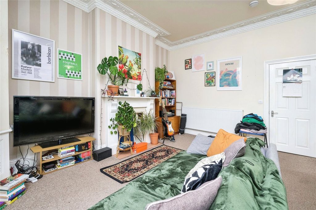 Property photo 3 of 12 Photography