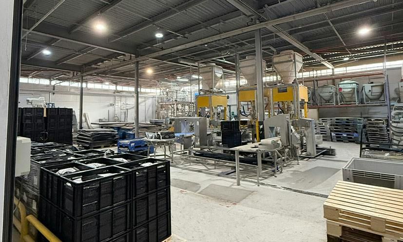 Property photo 3 of 7 12Warehouse1.Jpg