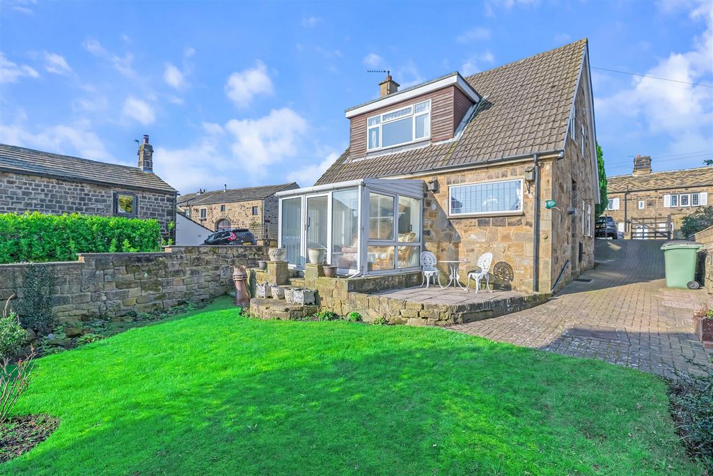 Property photo 2 of 19 Rear Elev.Jpg