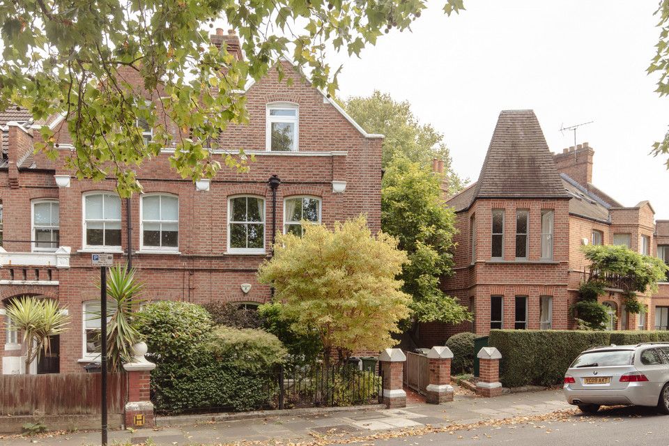 Property photo 1 of 26