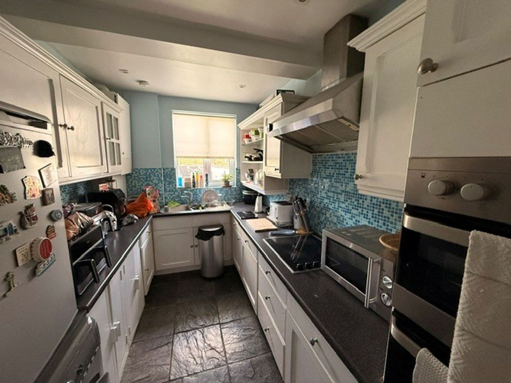 Property photo 2 of 4