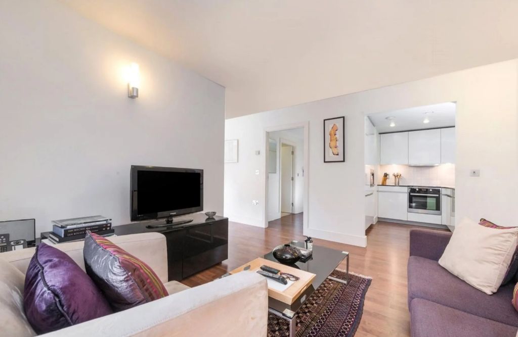 Property photo 2 of 6